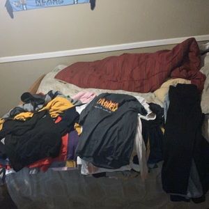 I’m selling shirts pants and sweaters/ sweatshirts